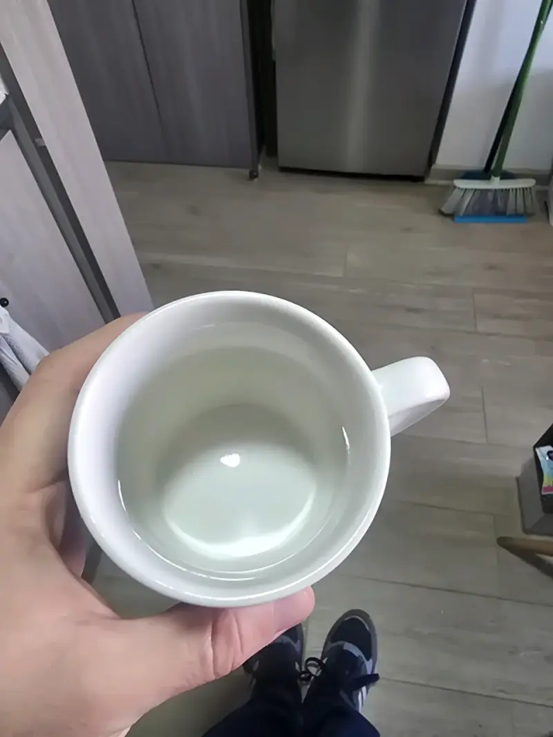 Set de tazas navideñas y rayadas - 3