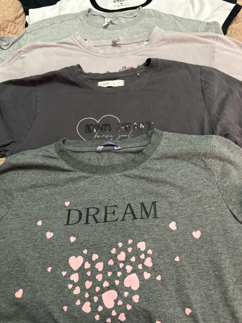 Lote de poleras de mujer variadas - 2