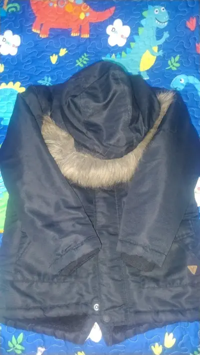 Chaqueta negra - miniatura 3