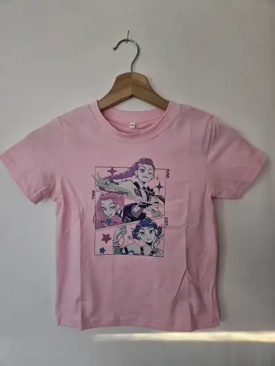 Polera rosa Guerreras K-Pop - miniatura 1