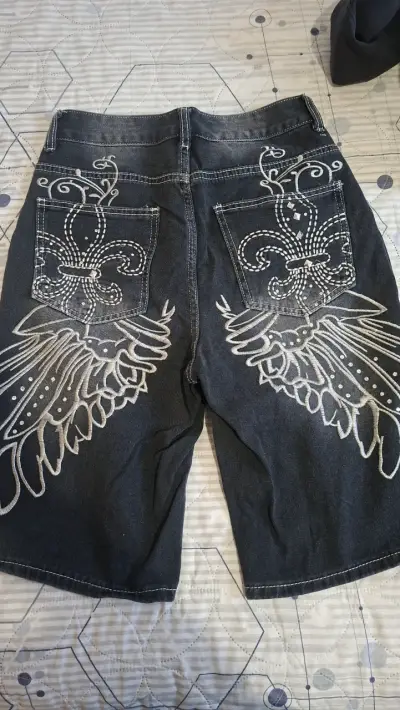 Shorts de mezclilla con diseño bordado - miniatura 1