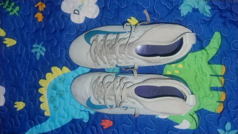 Zapatillas deportivas Nike blancas y azules - 2