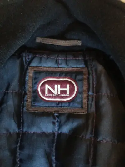 Abrigo negro para hombre - miniatura 2
