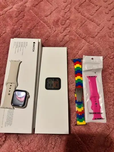 Apple Watch SE 3ra generación - miniatura 1