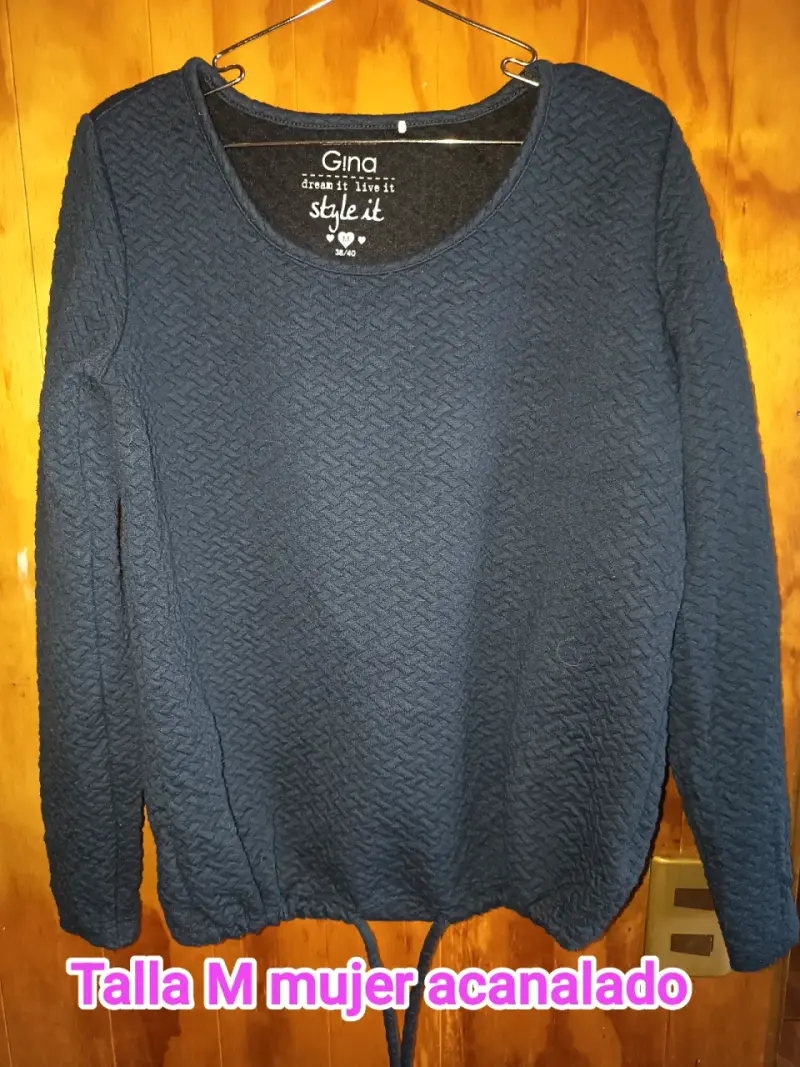 Suéter azul acanalado para mujer Gina