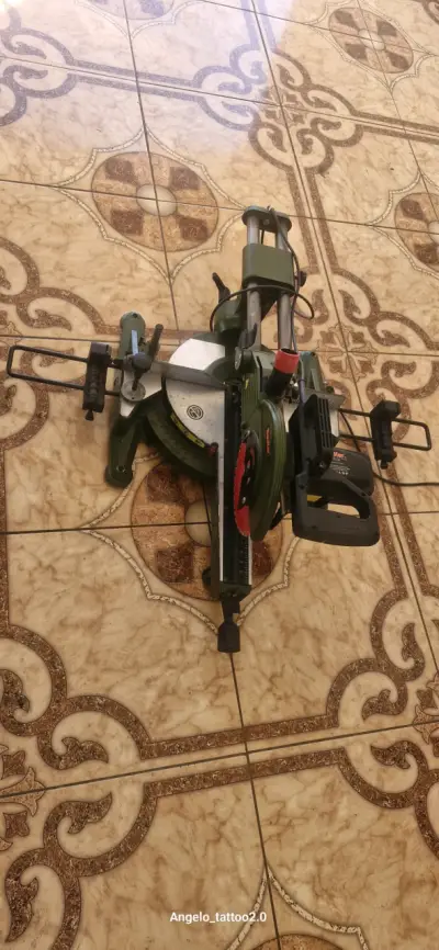 Sierra ingletadora telescopica bauker - miniatura 3