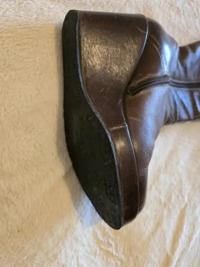 Botas de cuero marrón con plataforma - miniatura 2