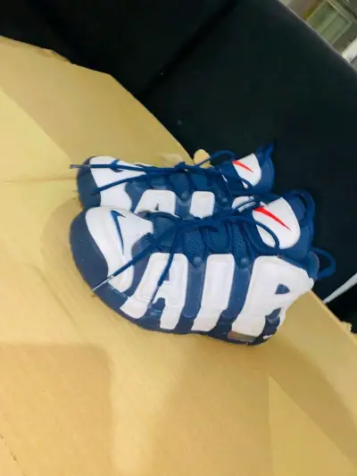 Zapatillas  Nike Air tempo original azul y blanco - miniatura 1