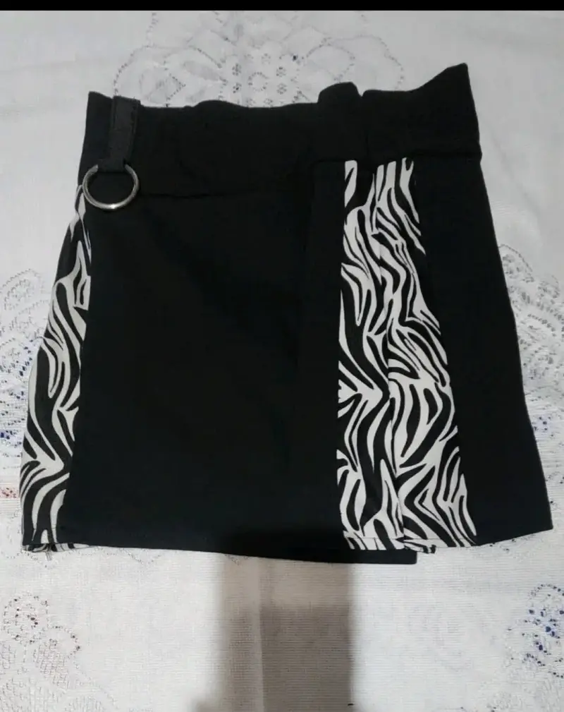 Falda nueva con diseño  animal print - 2