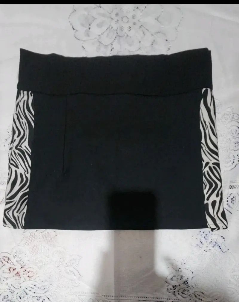 Falda nueva con diseño  animal print - 3