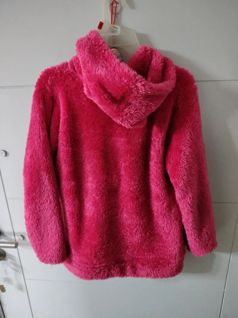 Chaqueta polar morada con capucha - 2