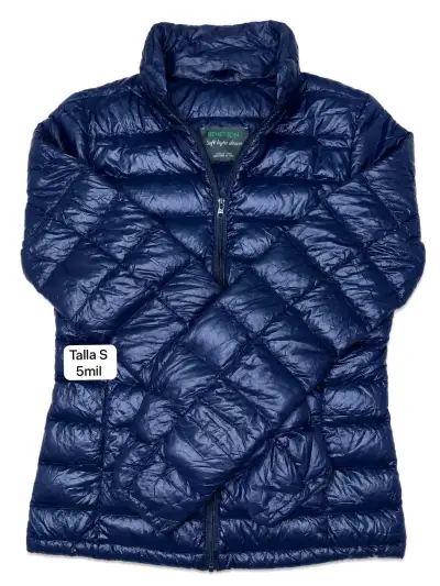 Chaqueta acolchada bicolor con capucha - miniatura 5