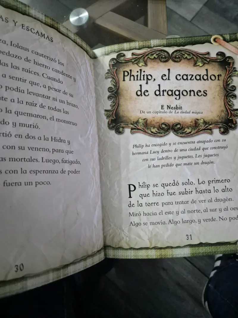 Libro 'Historias de Monstruos' infantil - 4