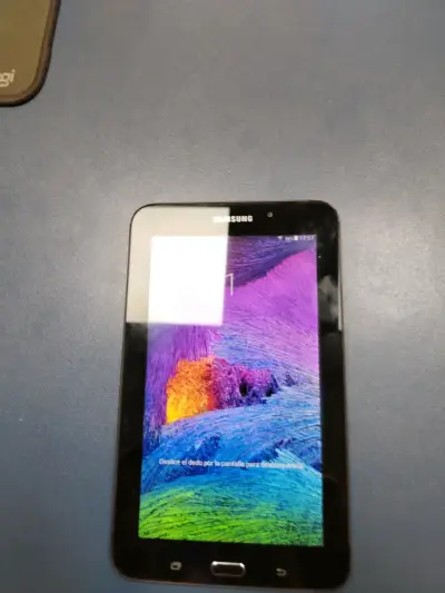 Tablet Samsung Galaxy Tab en buen estado - miniatura 2
