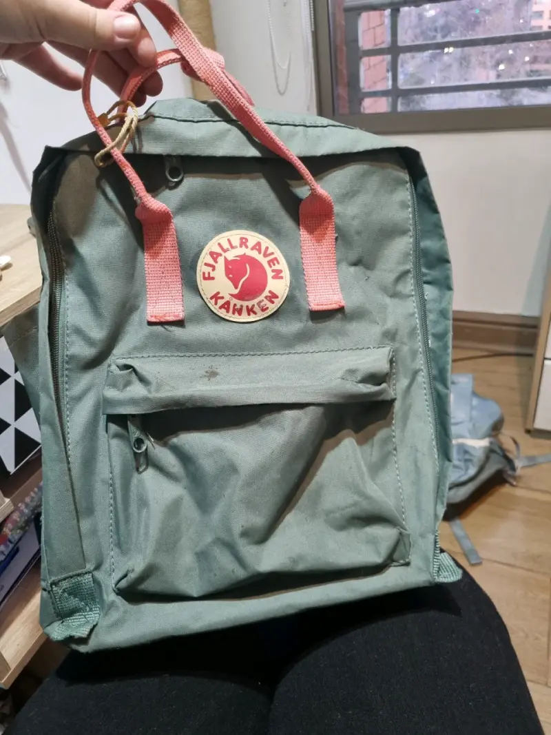Mochila Fjällräven Kånken verde y rosa - 1