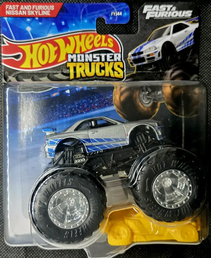 Hot Wheels Monster Truck Nissan Skyline - 1
