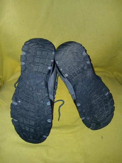 Zapatillas deportivas Lotto negras - miniatura 4