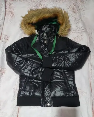 Parka Fiorucci negra con capucha de piel - miniatura 2