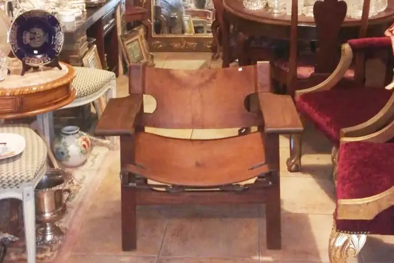 Silla de madera vintage estilo rústico