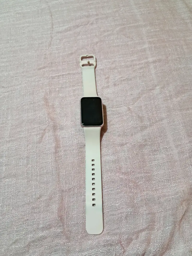 Samsung Galaxy Fit3 Smartwatch Beige - 3