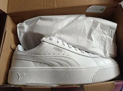 Zapatillas Puma blancas clásicas - miniatura 1