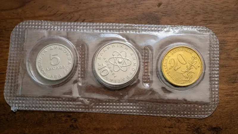 3 Monedas Griegas antiguas - 1