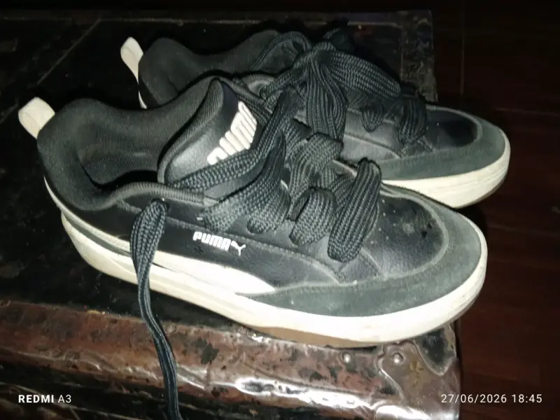 Zapatillas Puma negras talla ,40.5 - 2
