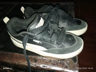Zapatillas Puma negras talla ,40.5 - miniatura 2