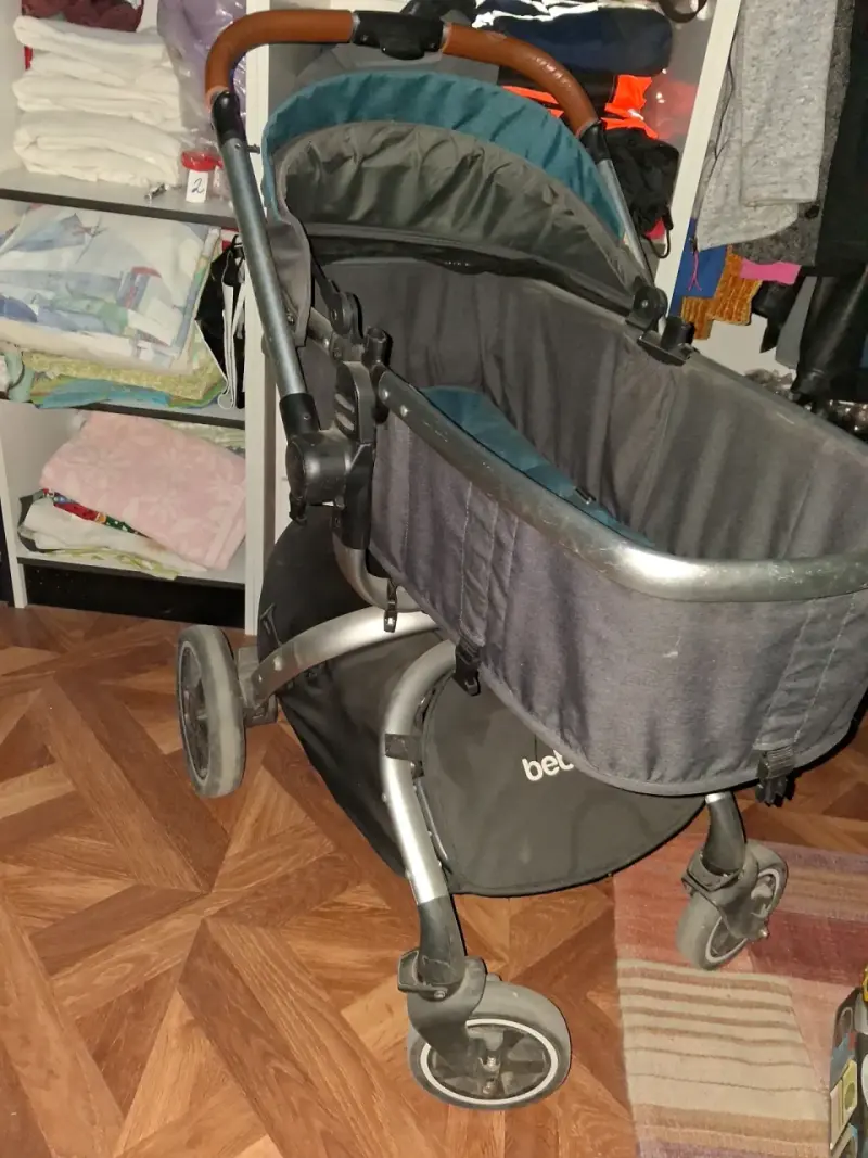 Coche de bebé plegable gris y azul - 2