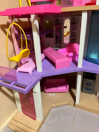 Casa de muñecas Barbie - miniatura 4