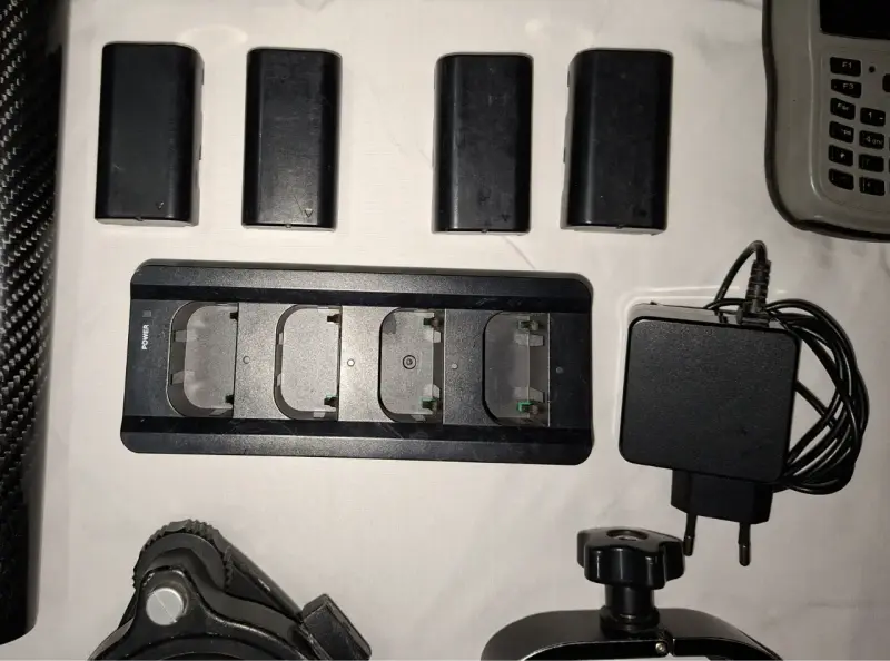 GPS geodesico Suoth Modelo G1 - 6