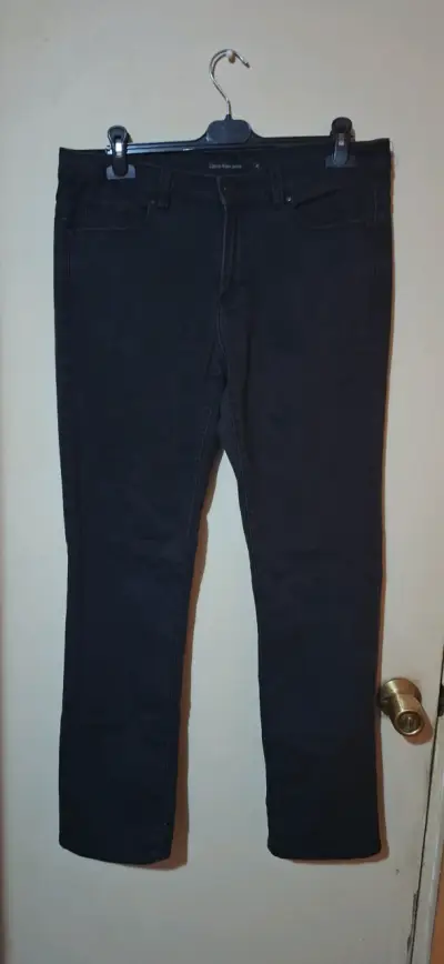 Jeans Calvin Klein negros para mujer - miniatura 1