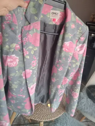 Blazer floral gris marca Only - miniatura 4