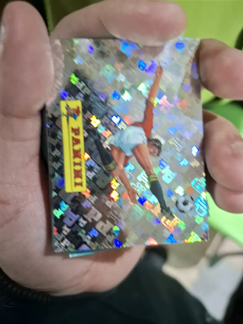Tarjeta coleccionable Panini holográfica