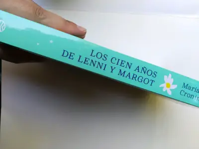 Libro 'Los cien años de Lenni y Margot' Marianne - miniatura 3