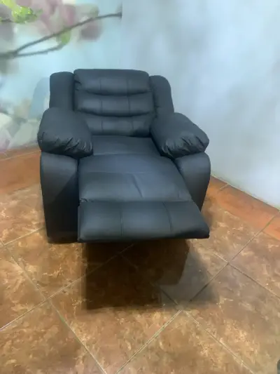 Sillón reclinable de cuero negro - miniatura 3
