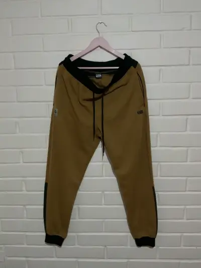 Pantalones deportivos NBA marrones - miniatura 1