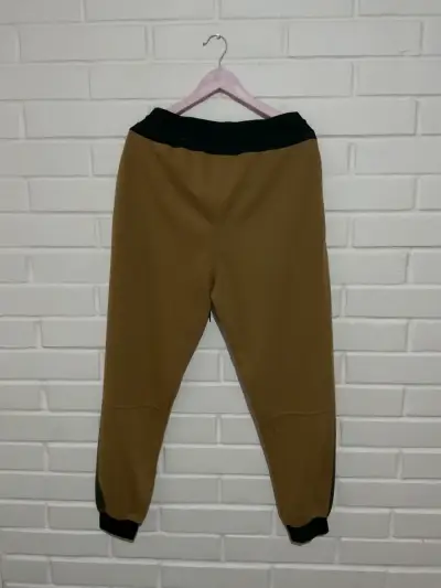 Pantalones deportivos NBA marrones - miniatura 2