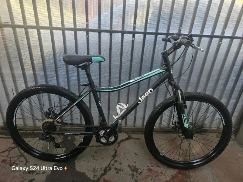 Bicicleta Jeep con transmisión Shimano 3x7 - 5