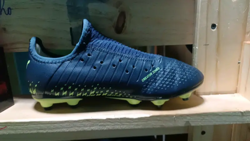 Botines de fútbol Puma negros - 6