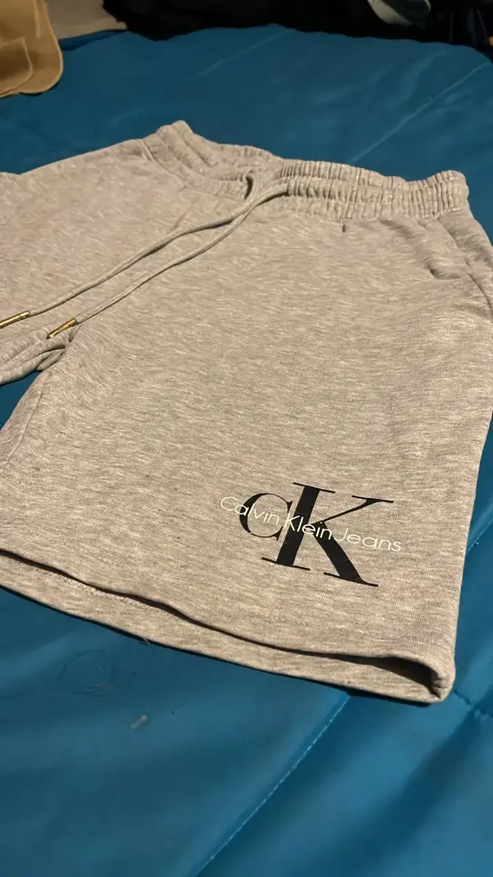 Shorts deportivos Calvin Klein grises - 2