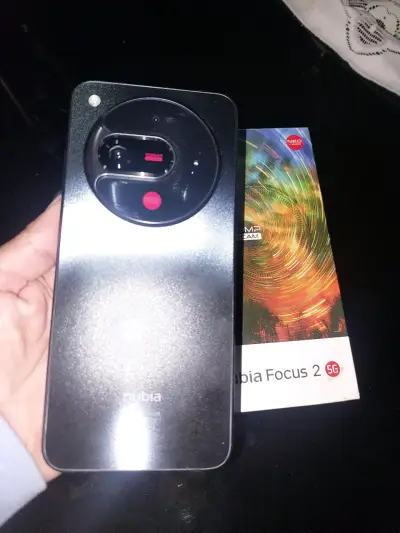 Smartphone Nubia Focus 2 5G con cámara 108MP - miniatura 3