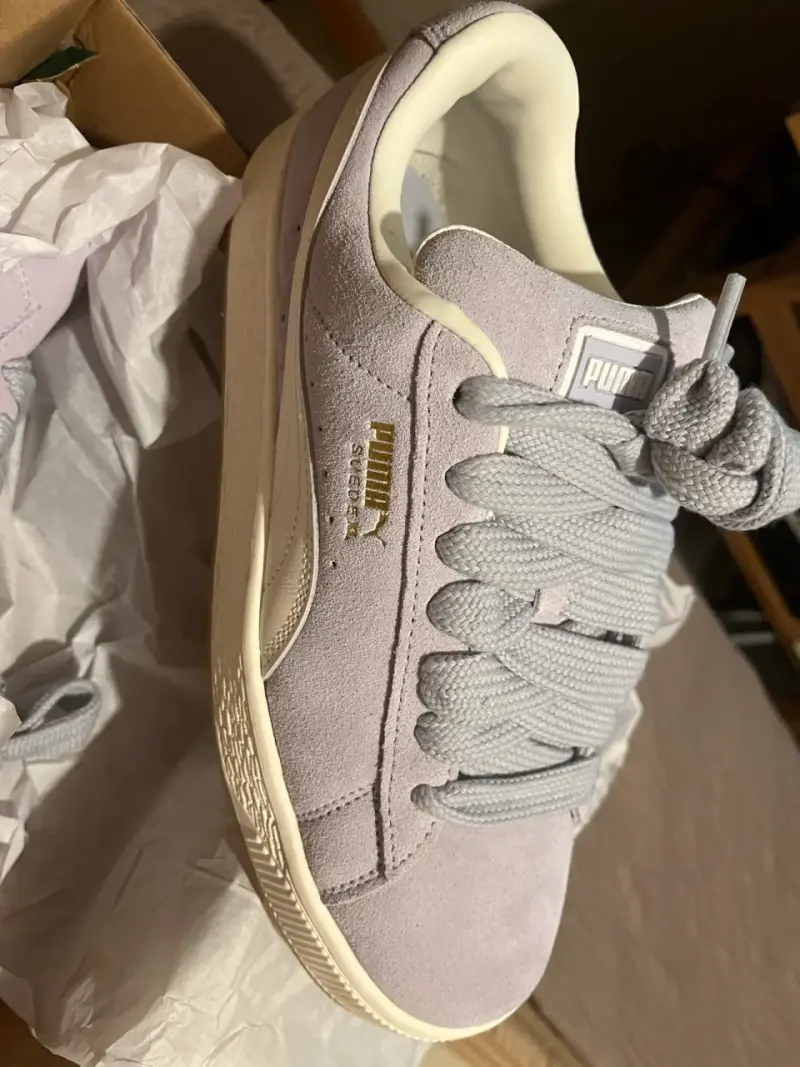 Zapatillas Puma Suede clásicas color lila - 1