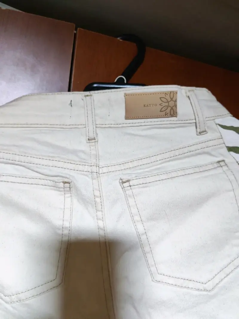 Pantalones acampanados con estampado de cebra - 3
