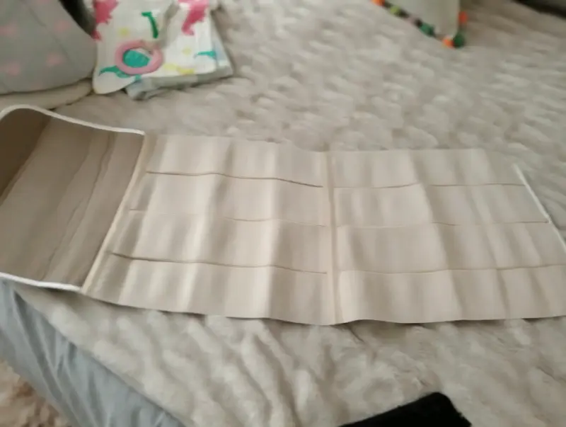 Faja postparto beige ajustable - 2