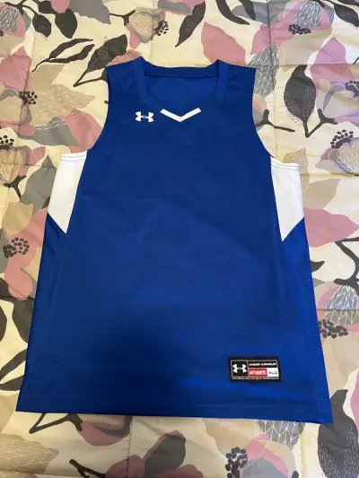 Polera deportiva Under Armour azul sin mangas - miniatura 1