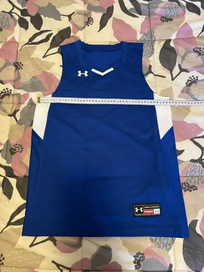Polera deportiva Under Armour azul sin mangas - miniatura 6