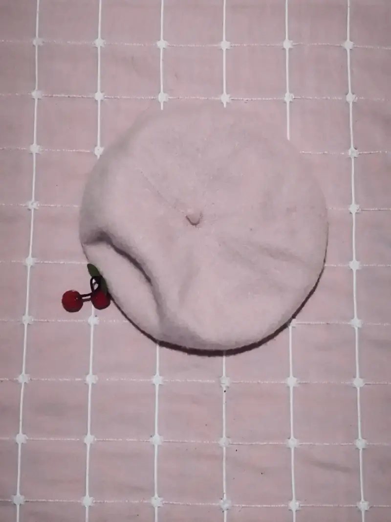 Boina lanilla rosa con cerezas - 2