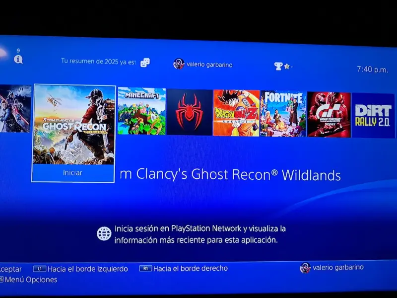 Consola PS4 con juegos y dos controles - 6