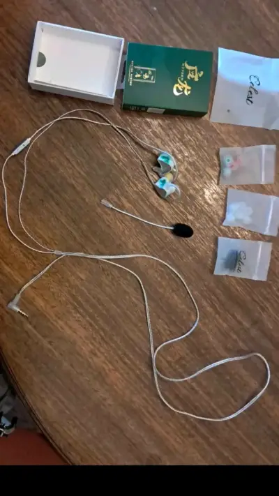 Auriculares KINERA in-ear wyvern celest PRO - miniatura 4
